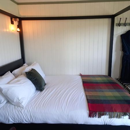 Villa Wild Meadow Huts Doolin Exterior foto